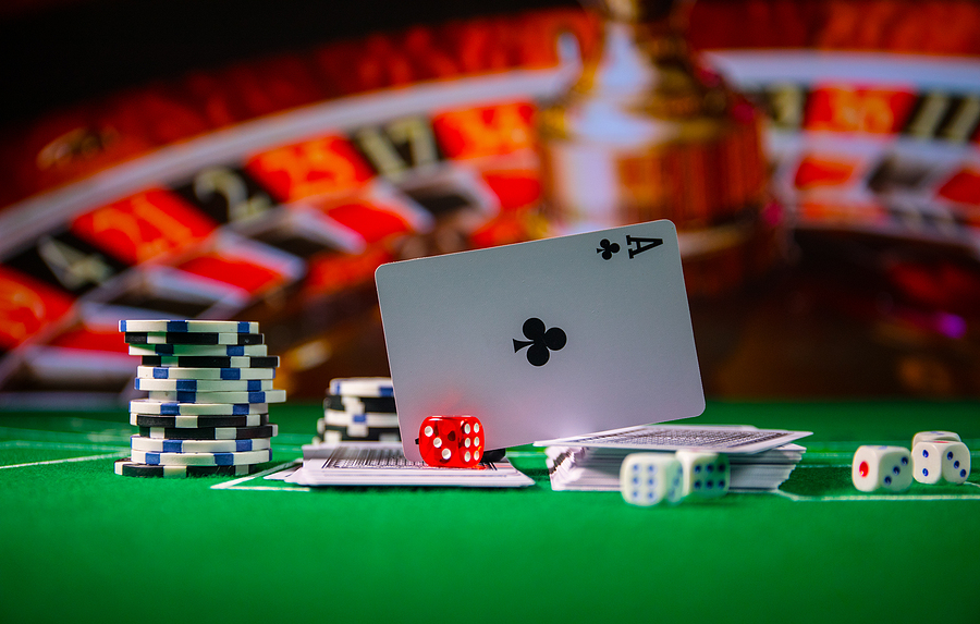 Why You Should Consider Playing at an Online Casino | Poker-Soccer