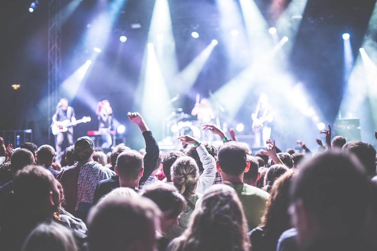 Audience, band, celebration —