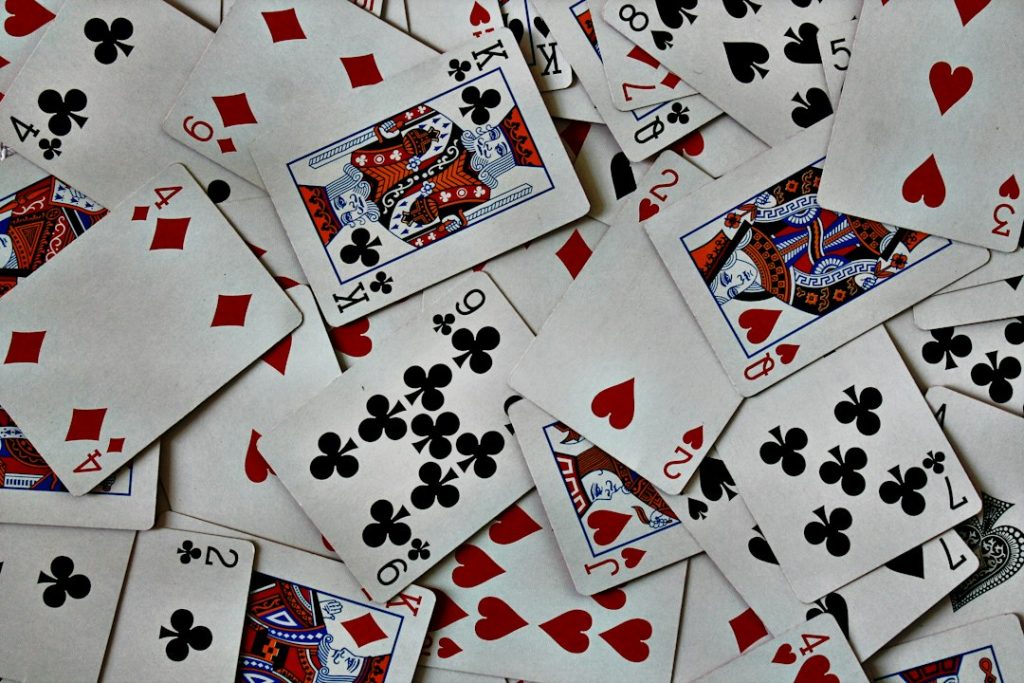 From Card Values to Winning Hands: A Guide to Classic Baccarat